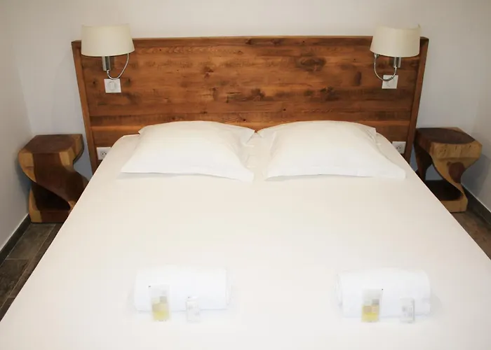 Village De Paese Di Lava, Grand Ajaccio 3* Alata