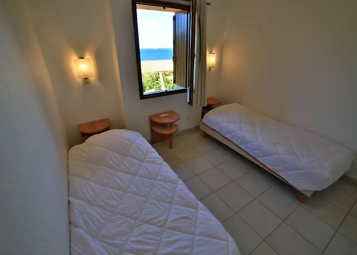 Village De Paese Di Lava, Grand Ajaccio Hotel 3*