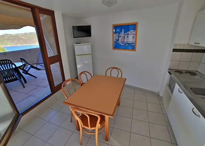 Village De Paese Di Lava, Grand Ajaccio Szálloda Alata