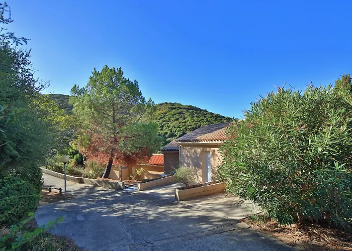 Village De Paese Di Lava, Grand Ajaccio Szálloda
