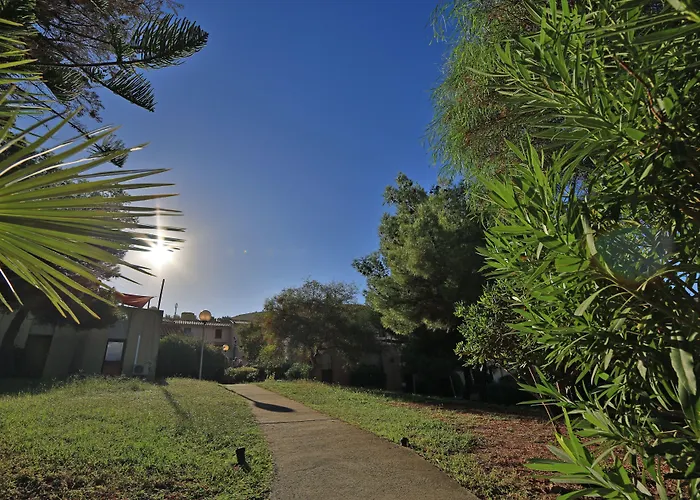 Village De Paese Di Lava, Grand Ajaccio Szálloda Alata